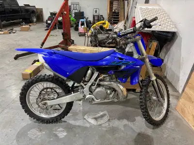 Yamaha YZ250 Bike was completely taken apart and gone through by a reputable bike builder. Suspensio...