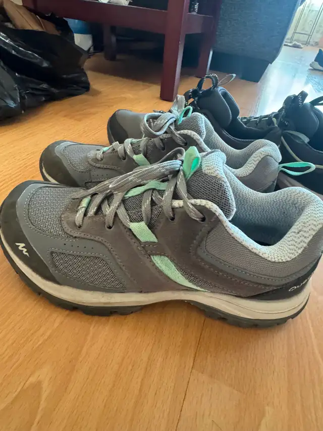 Women's shoes/ hiking shoes in Women's - Shoes in Mississauga / Peel Region - Image 7