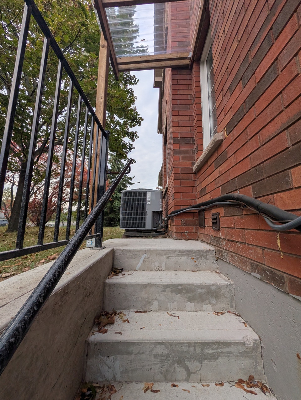 Spacious Bedroom Basement | Private Entrance & Laundry | $1,800. | Long ...