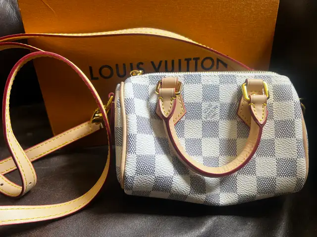 Louis Vuitton Mini Speedy  in Women's - Bags & Wallets in Barrie - Image 3