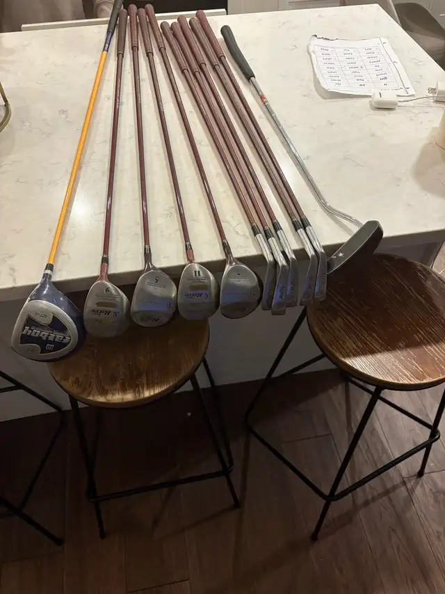 women’s right handed golf set and bag in Golf in Guelph - Image 7