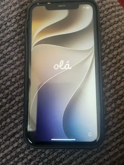 iPhone 11 crackback, View more