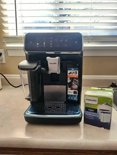 ☕ PHILIPS 3300 Series Fully Automatic Espresso Machine, View more