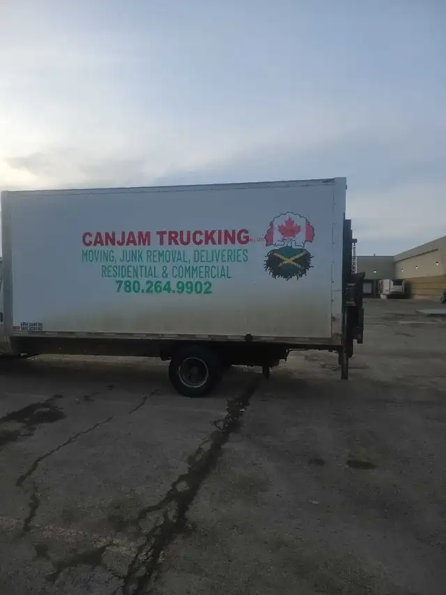 Ford Truck for sale, year 2006, price $5,500 lift gate works  tr