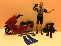 G.I.JOE Plongeur avec son Scooter rouge