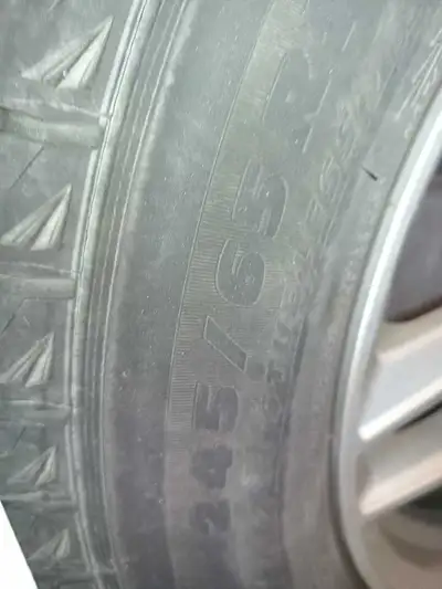 Michelin Winter Tires for Audi Q5 – 245/65 – With Rims – Excellent Condition For sale is a set of Mi...