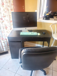 Computer desk with Chair 
