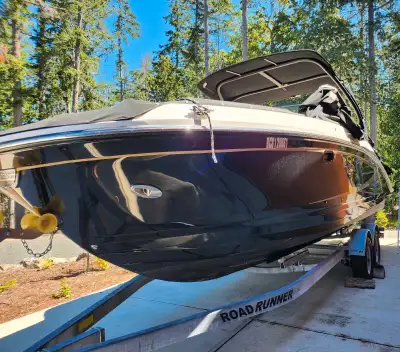 Beautiful example of a fun bow rider, less than 350 hrs, super clean, 8.2 l Mercruiser, recent servi...