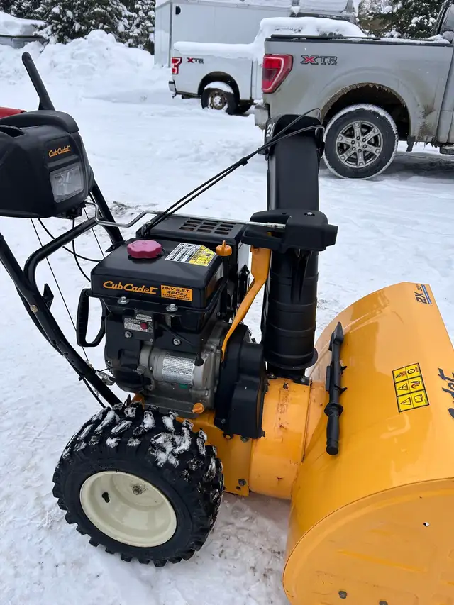snowblower  in Power Tools in Stratford - Image 2