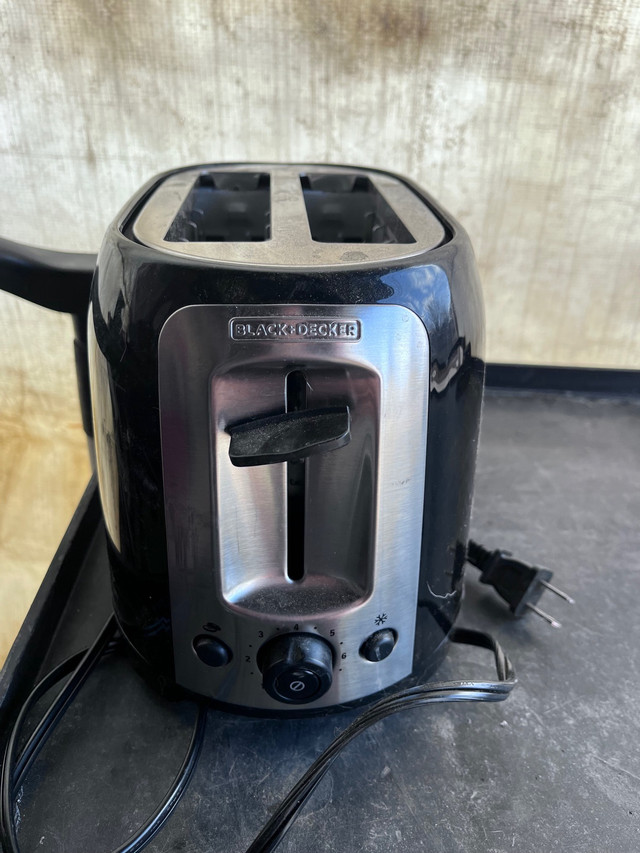 Electric toaster  in Toasters & Toaster Ovens in Edmonton