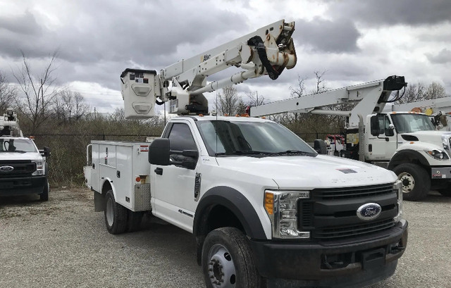 2017 1 Man Bucket Truck Ford in Other in Kawartha Lakes - Image 2