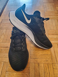 Men's Nike Shoes Size 7.5