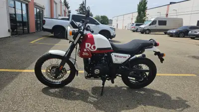 Urban Scrambler Meets Adventure Ready | $7,875 | Only 2,037 KM! Looking for a bike that’s as comfort...