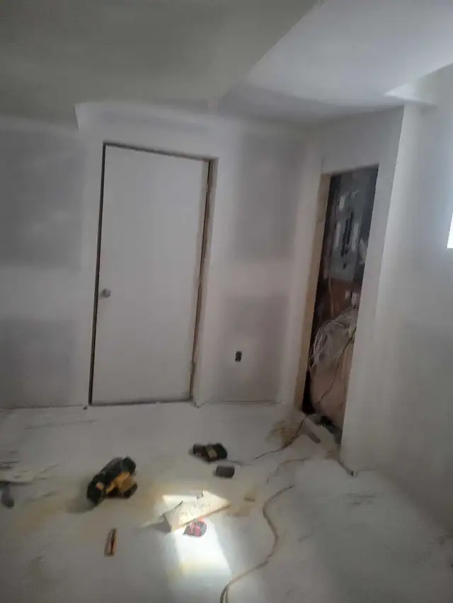 Renovation Services447398239809064962