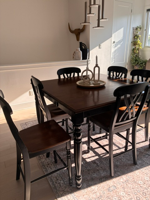 Liked-New Solid Wood Dining Set – Table + 6 Chairs in Dining Tables & Sets in Markham / York Region - Image 4