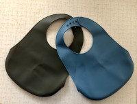 2 Silicone Adult Bibs