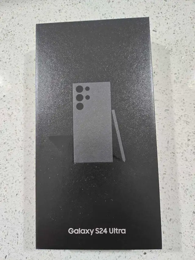 Galaxy S24 Ultra in Cell Phones in Tricities/Pitt/Maple - Image 5