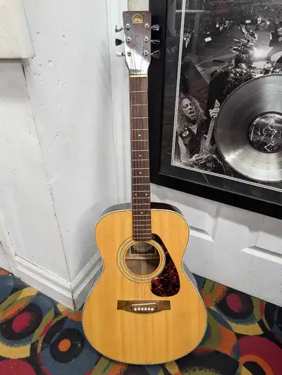 hondo h141 acoustic guitar , View more