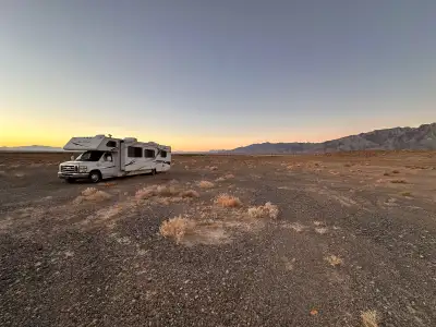 VR Classe C Four Winds 31K – 2011 | Clé en main, rénové Montréal VR prêt à partir, entièrement rénov...