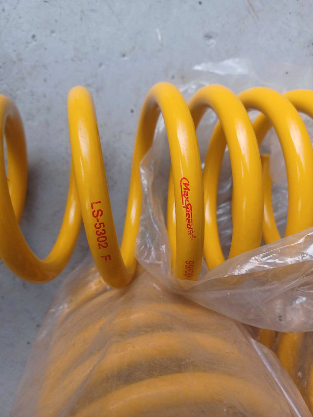 98-02 Accord lowering springs in Auto Body Parts in Dartmouth - Image 2