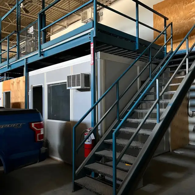 PRIME INDUSTRIAL SPACE FOR LEASE - OPEN STORAGE in Commercial & Office Space for Rent in Markham / York Region - Image 4