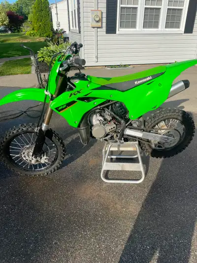 Original owner. Bike had hour meter installed before I picked up from dealership. Mostly track ridde...
