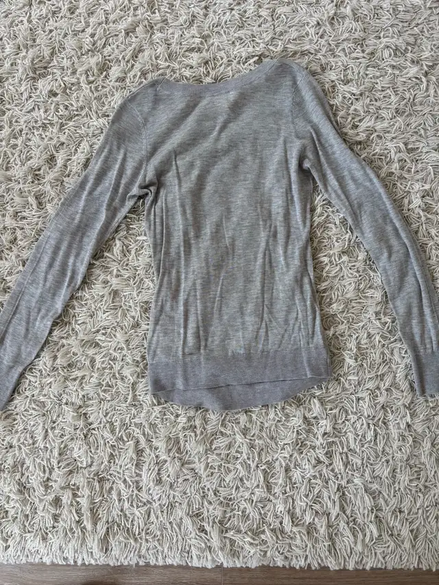 H&M light fall/spring Maternity top558379222193950722