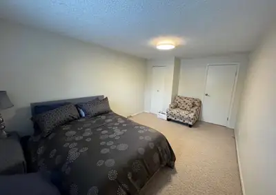 This is a one bedroom private room. Double bed and accent chair provided in room. Private entrance....