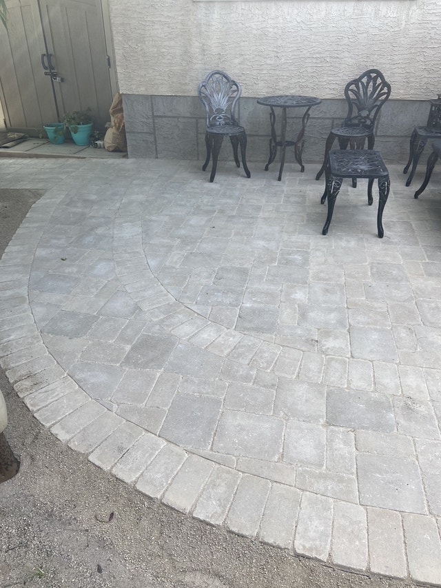 Set in Stone Paving stone and landscaping Interlock, Paving
