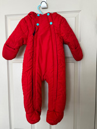 Like new one piece baby snowsuit size 6-9 months 