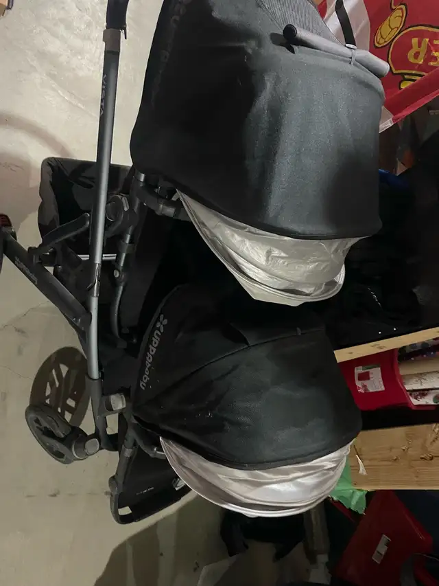 Uppa Baby Vista Stoller with x2 Todler Seats in Strollers, Carriers & Car Seats in Mississauga / Peel Region - Image 2