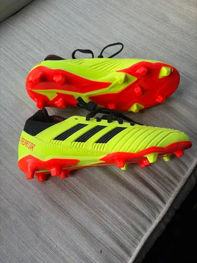 Soccer cleats predators- Yellow/ orange/ Black, View more