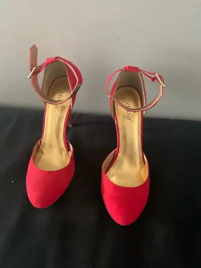 red high heels , View more