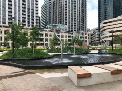 Spacious 2 Bedroom Downtown - FURNISHED & ALL Utilities Included