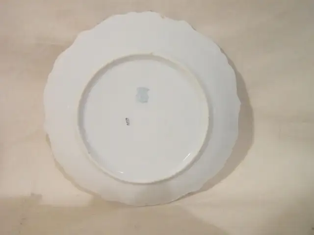 Queen Mary & King George V ~ Smaller Plate ~ Made in Austria in Arts & Collectibles in Winnipeg - Image 6