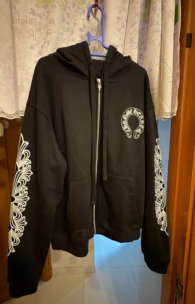 Chrome Hearts Black Zip Up  Hoodie – Size M in Men's in Laval / North Shore - Image 4