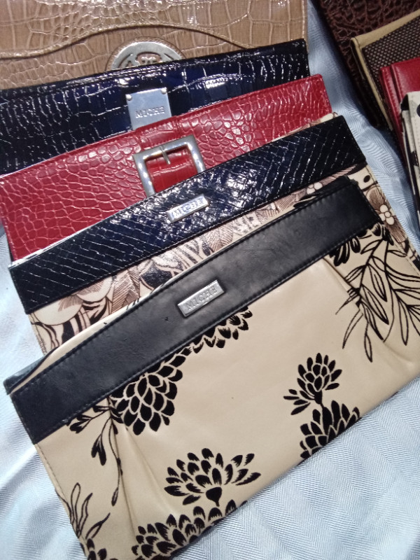 Miche Purses in Women's - Bags & Wallets in Kingston - Image 4