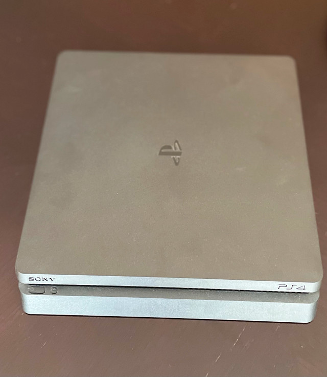 PS4-Slim in Sony Playstation 4 in Ottawa - Image 3