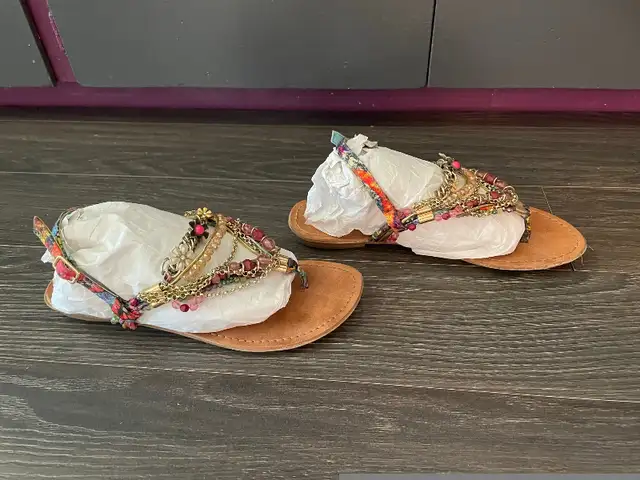 BEADED SANDALS in Women's - Shoes in Grande Prairie - Image 5