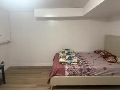 Private room for rent