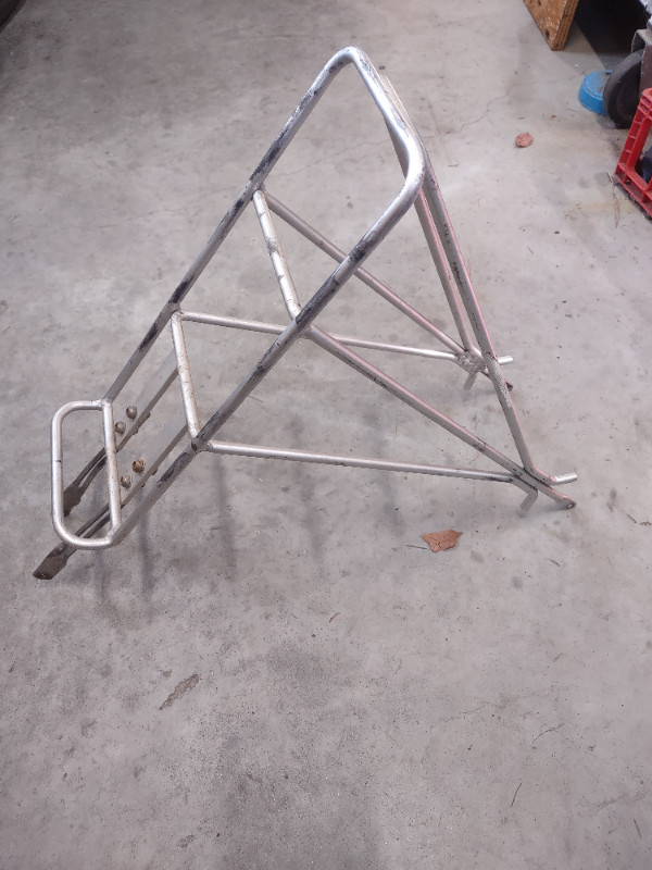 aluminum rear bicycle rack in Frames & Parts in North Bay - Image 2