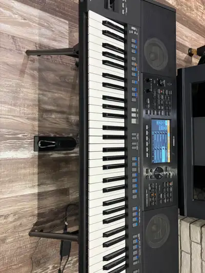 YAMAHA PSR SX920  & KAWAI ES920, View more