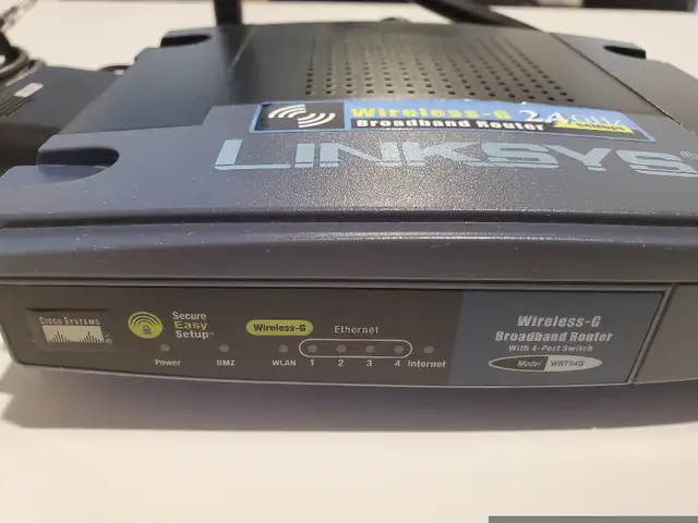 Linksys WRT54G Router552492828691025921