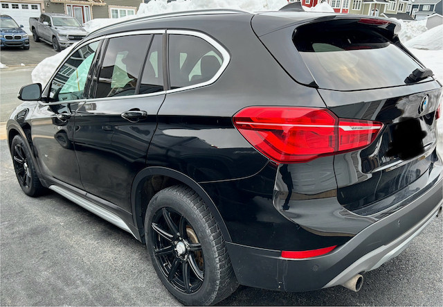 2017 BMW X1 with Low KM's dans Autos et camions  à Saint-Jean de Terre-Neuve - Image 3