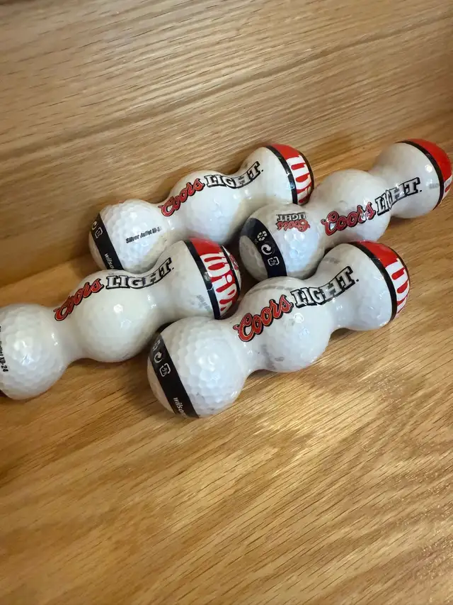 Coors Light Silver Bullet Pack of 3 Wilson Golf Balls in Golf in Kitchener / Waterloo - Image 6