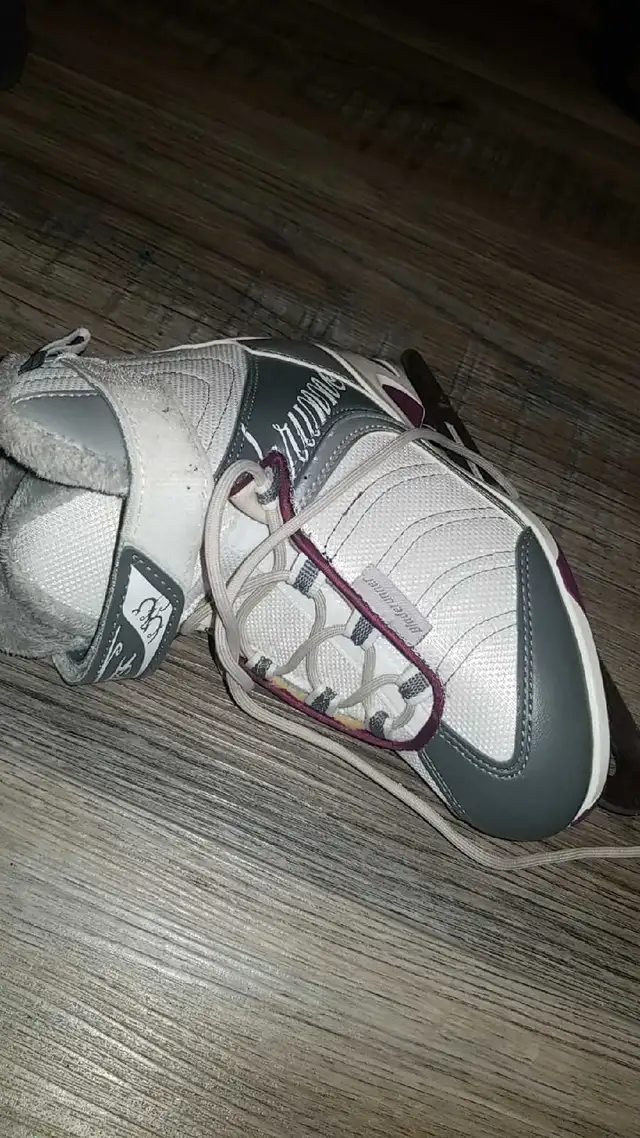 Bladerunner Vela XT  IceSkates   Size US: 5 Female in Skates & Blades in Ottawa - Image 4