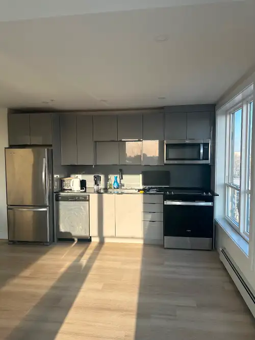LEASE ASSIGNMENT – 1BR | North End Halifax (Agricola St) Bright, modern 1-bedroom apartment availabl...