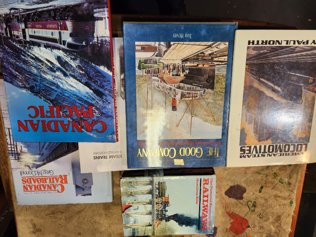 11 railway books plus 6 model wagons (Sold pending Pick up) in Non-fiction in Markham / York Region - Image 2