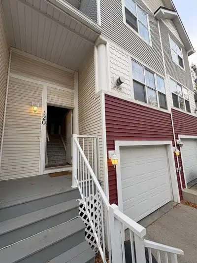 We are selling this 3bed 2.5bath townhouse in Country Village Cape, NE Calgary simply for a downpaym...