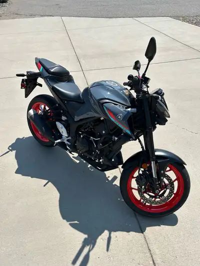 Selling my 2021 Yamaha MT03. Low km on it. Like brand new. Added sliders and tank protector. Besides...